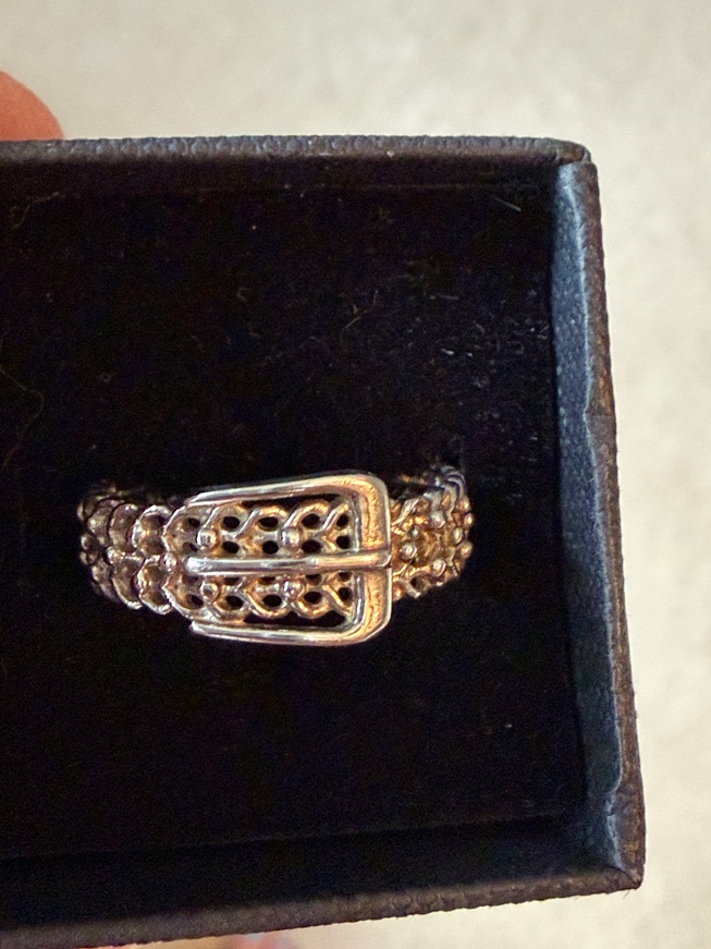 Vintage Sterling Silver Buckle Mesh Link Ring - Silver 925